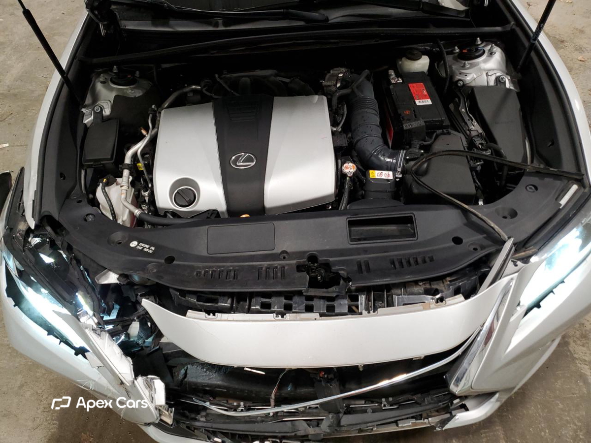Lexus ES 2019