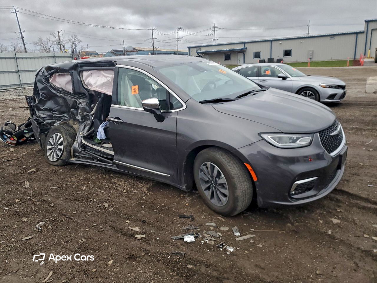 Chrysler Pacifica 2023