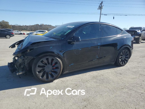Tesla Model Y 2023 - Image 1 of 13