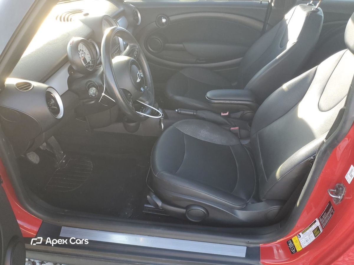 MINI Cooper 2013