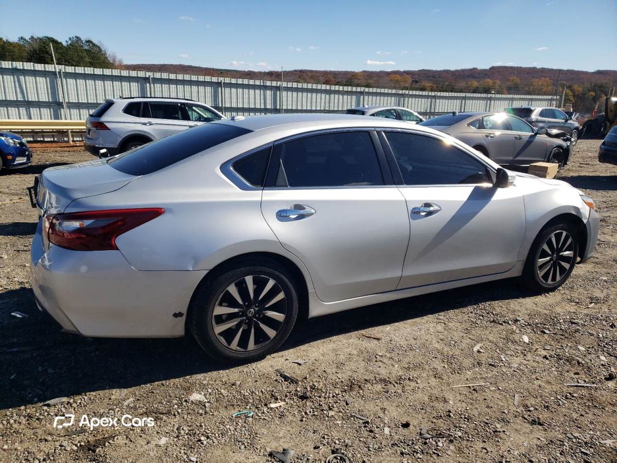 Nissan Altima 2018