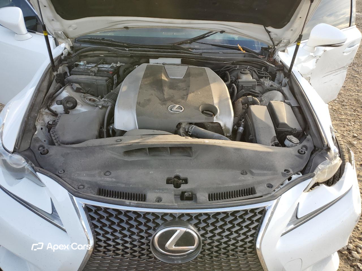 Lexus IS 2016