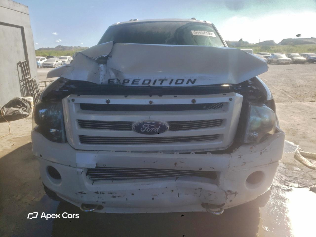 Ford Expedition 2014