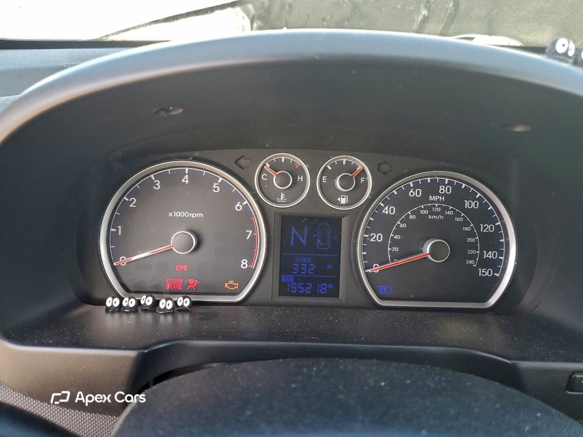 Hyundai Elantra 2012