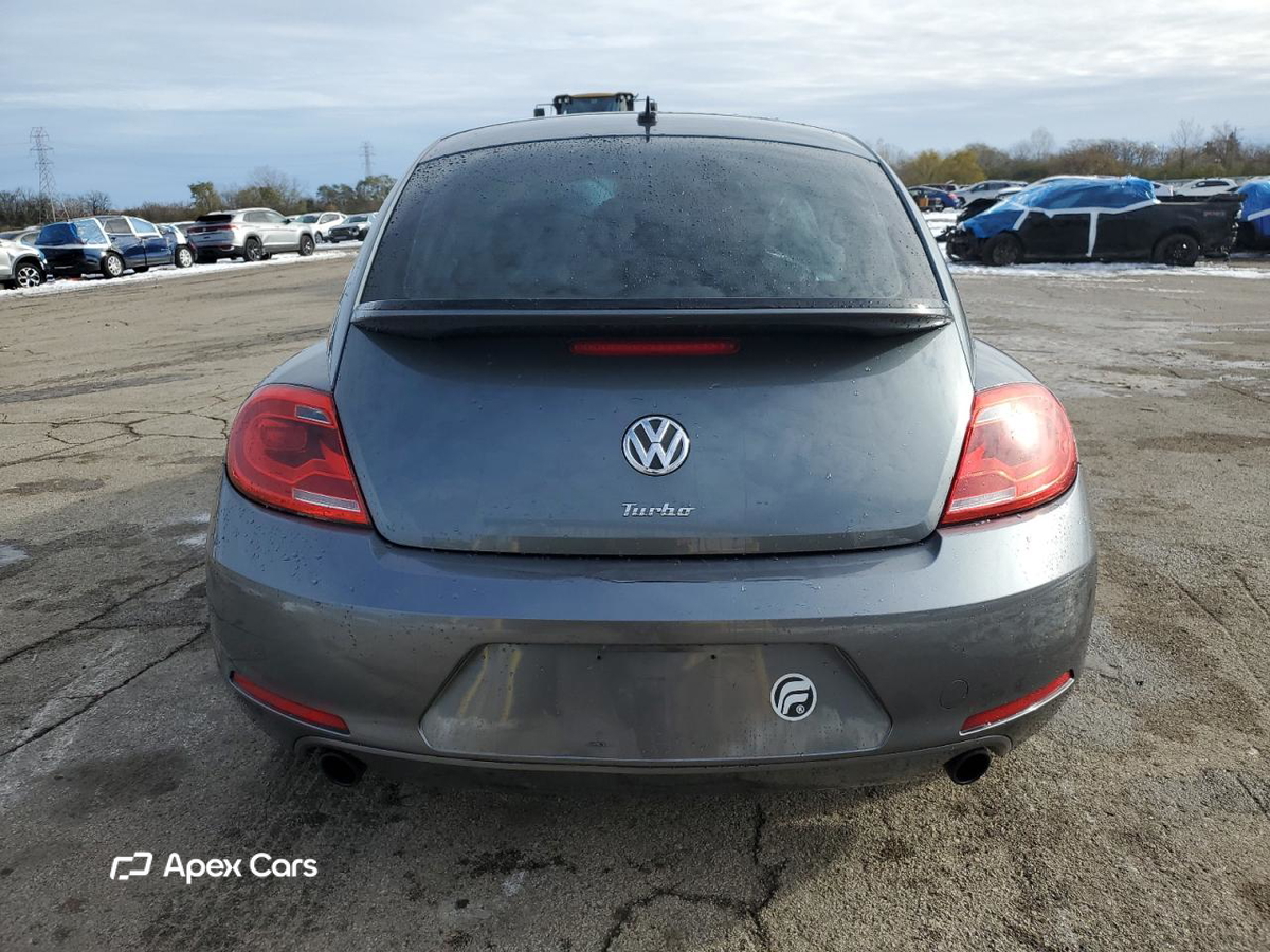 Volkswagen Beetle 2012
