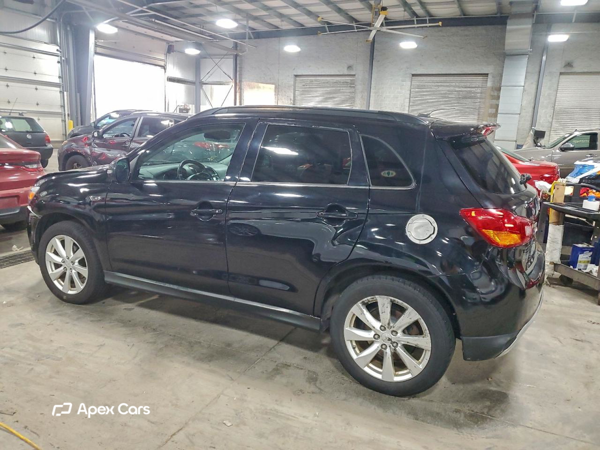 Mitsubishi Outlander 2015