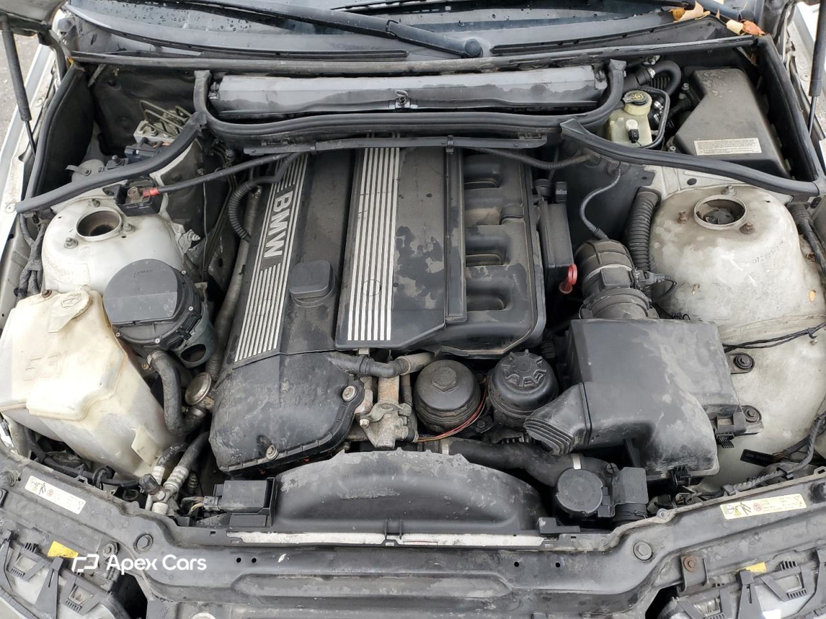 BMW Series 3 2000