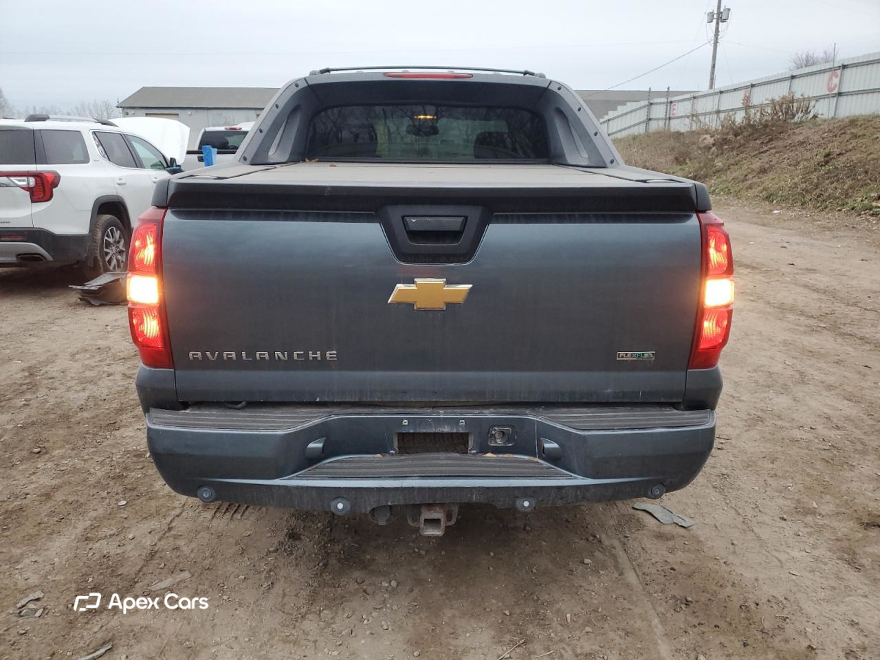 Chevrolet Avalanche 2012
