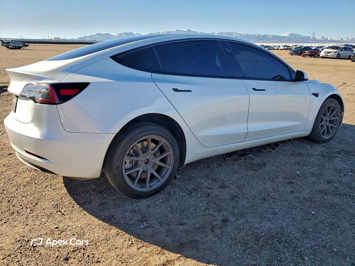 Tesla Model 3 2023