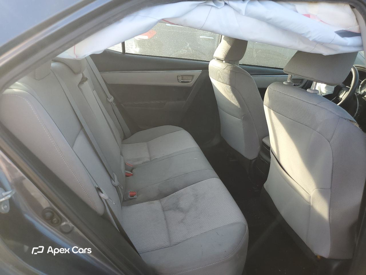 Toyota Corolla 2015