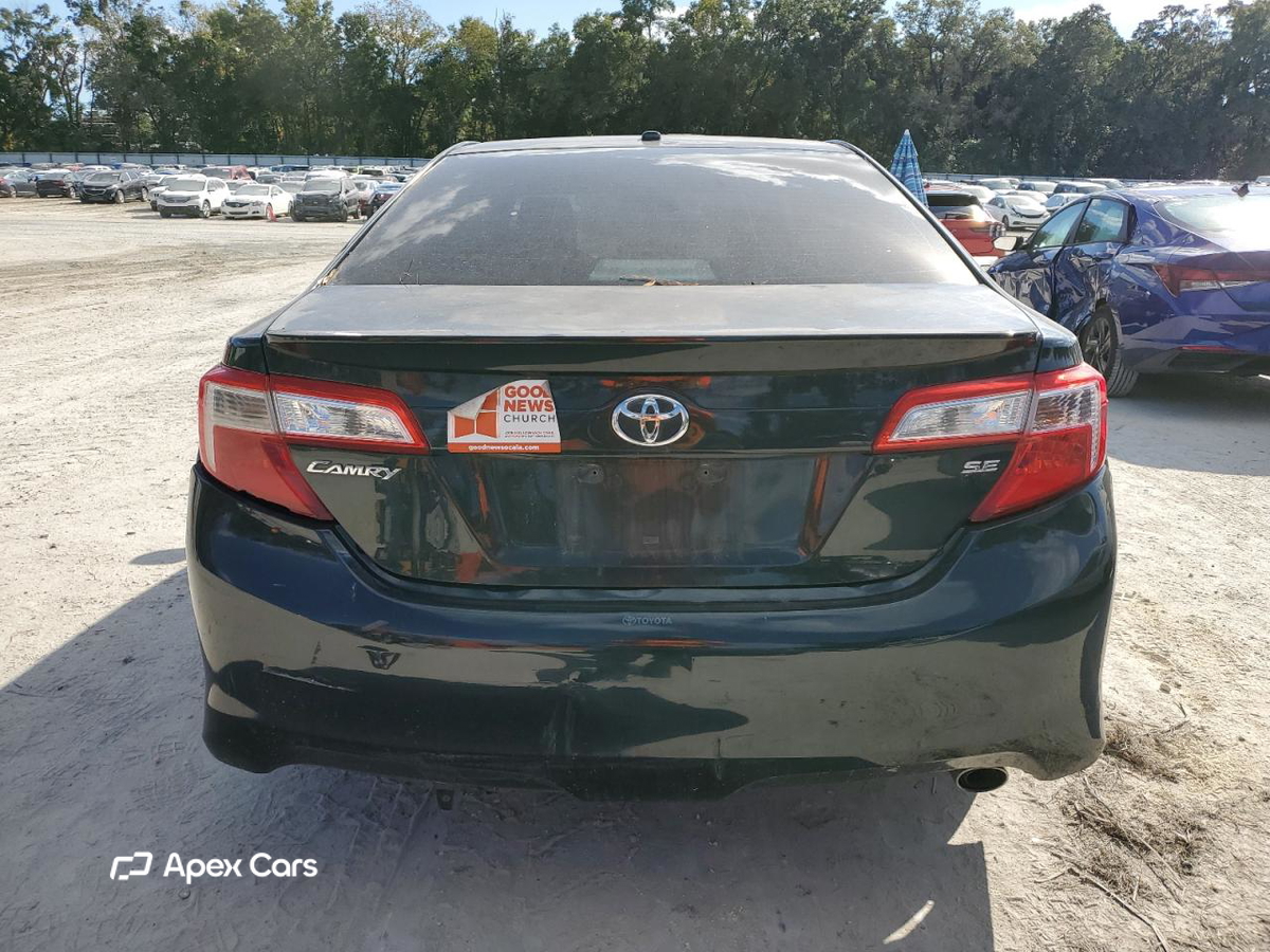 Toyota Camry 2012