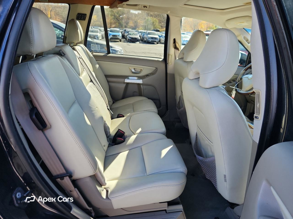Volvo XC90 2006