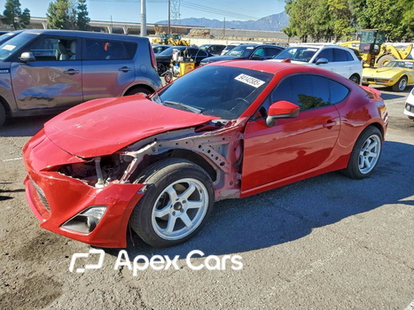Toyota  2015 - Image 1 of 13