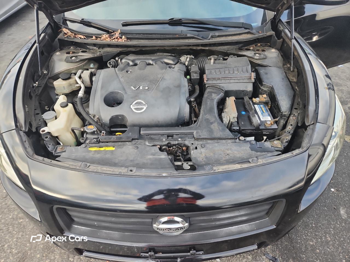 Nissan Maxima 2012
