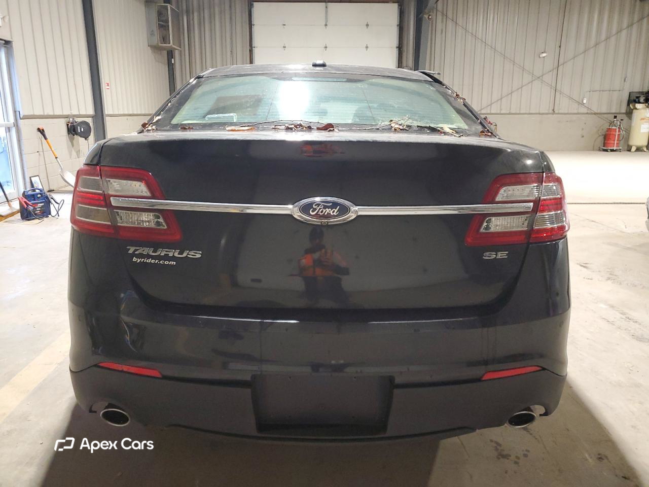 Ford Taurus 2015