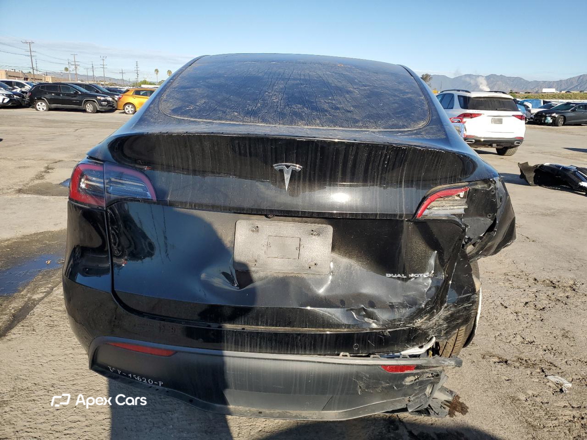 Tesla Model Y 2021
