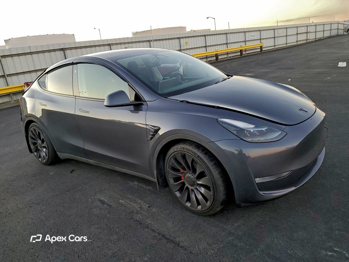 Tesla Model Y 2023