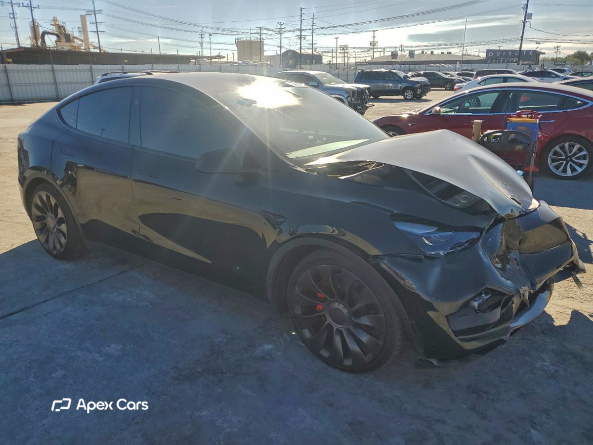 Tesla Model Y 2023