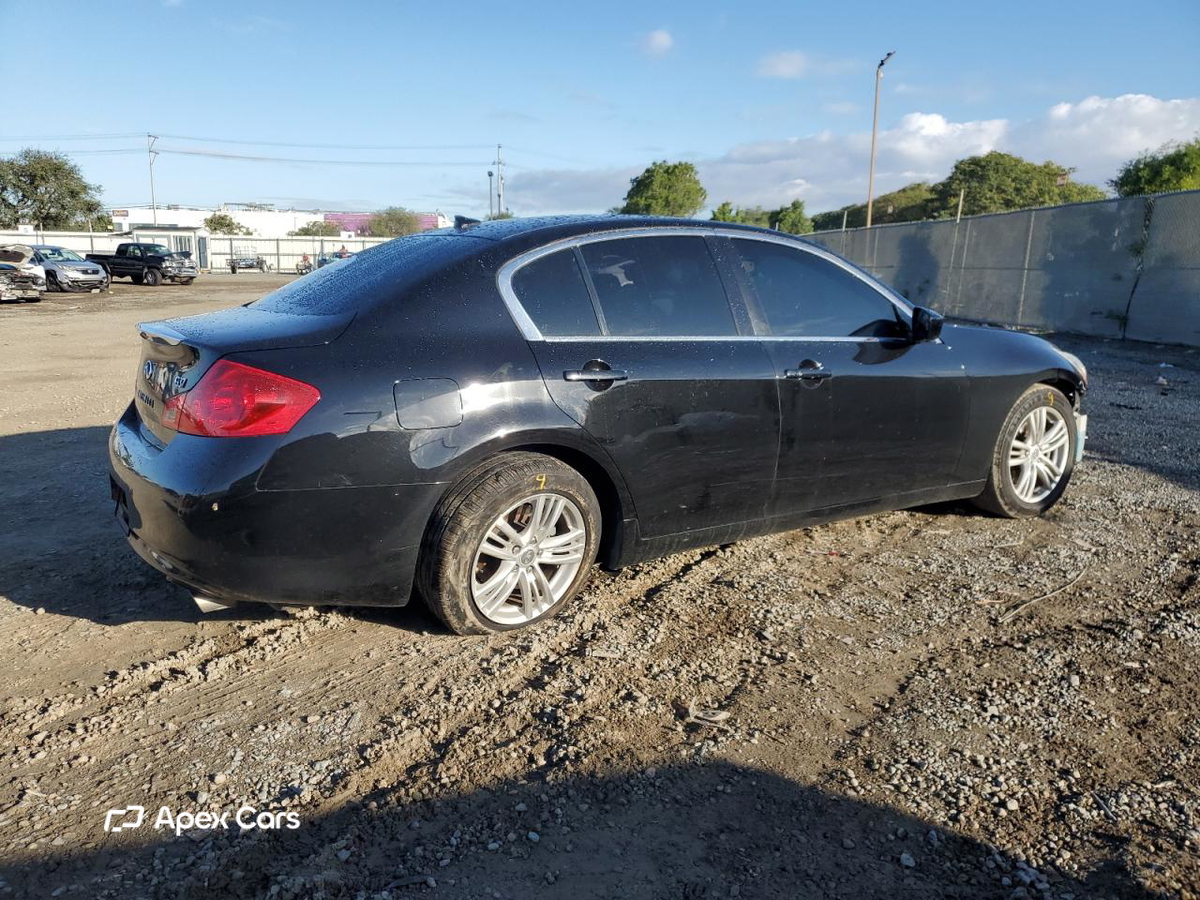 Infiniti G 2010