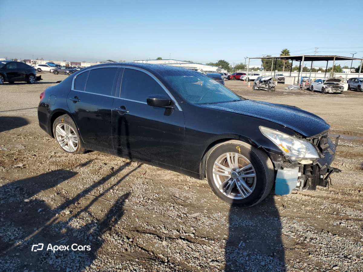Infiniti G 2010