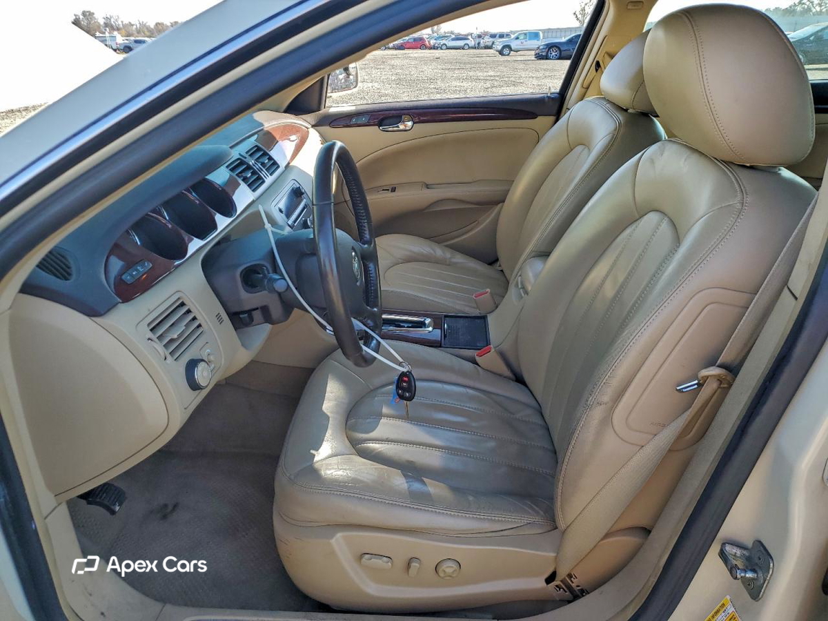 Buick Lucerne 2010