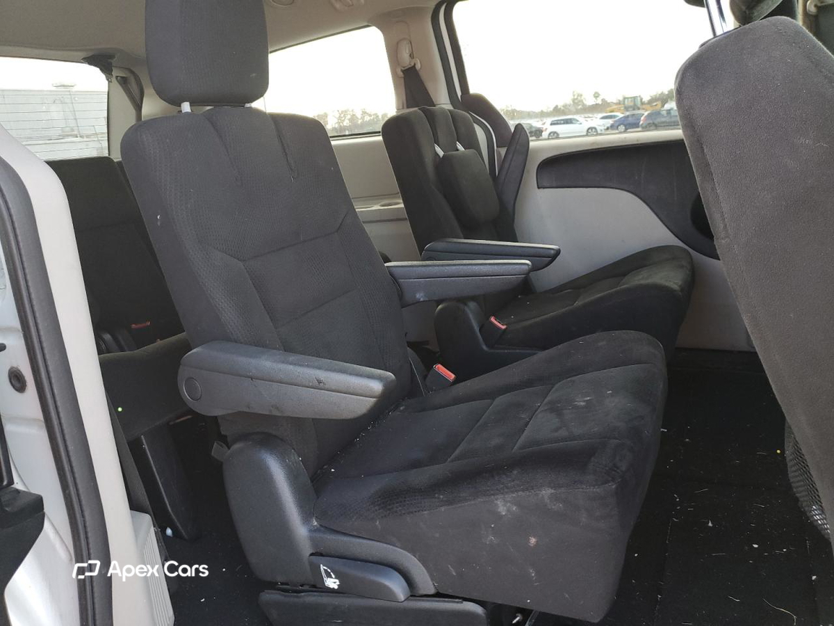 Dodge Caravan 2015