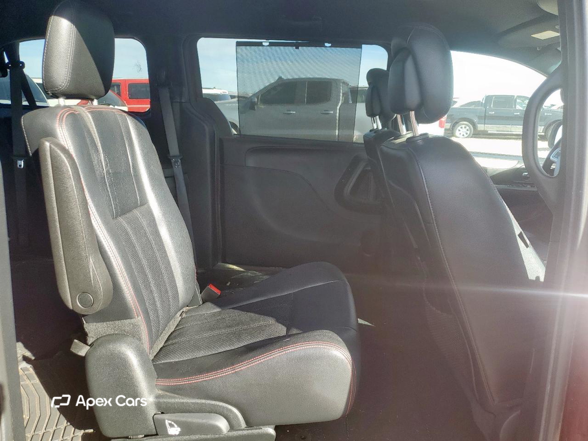 Dodge Caravan 2017
