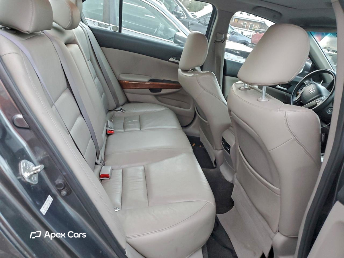 Honda Accord 2011