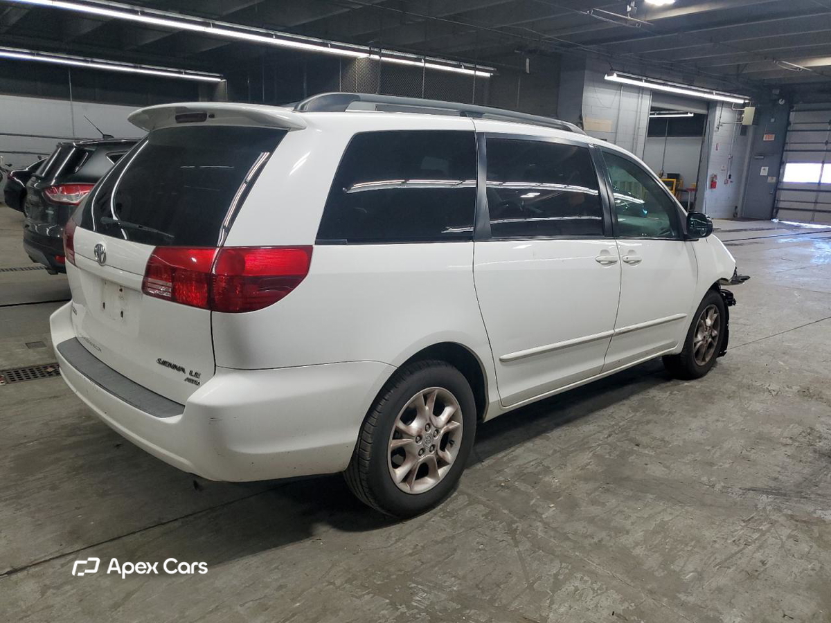 Toyota Sienna 2005