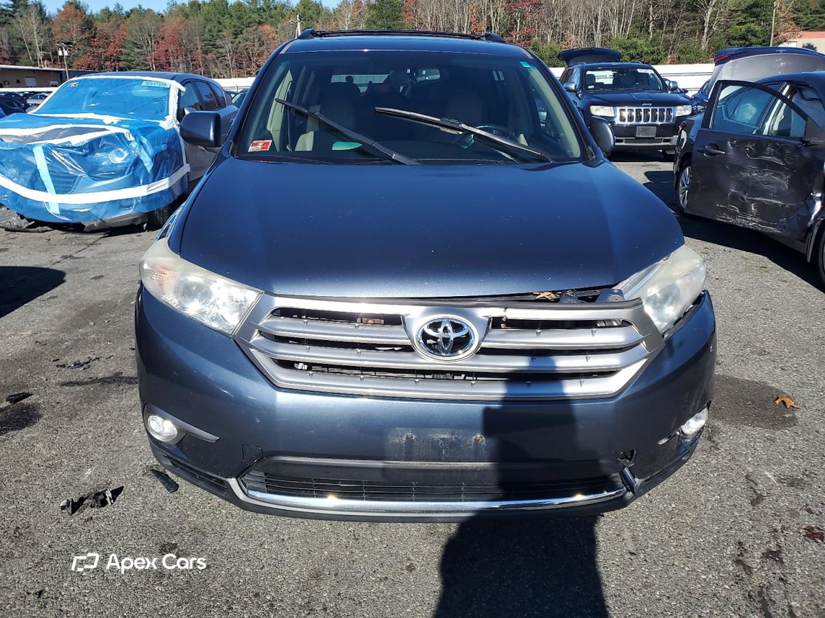 Toyota Highlander 2011