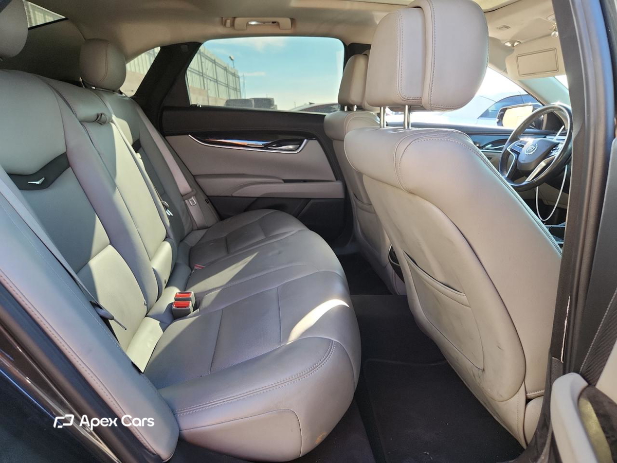 Cadillac XTS 2013