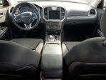 Chrysler 300 2018