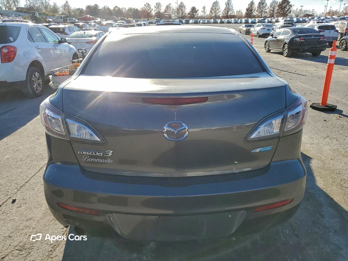 Mazda 3 2012