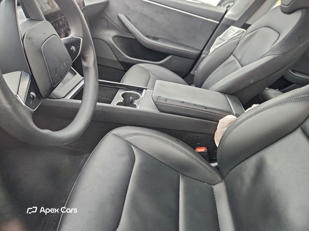 Tesla Model 3 2025