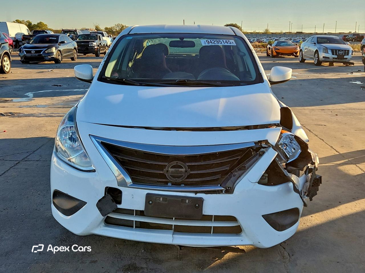 Nissan Versa 2017