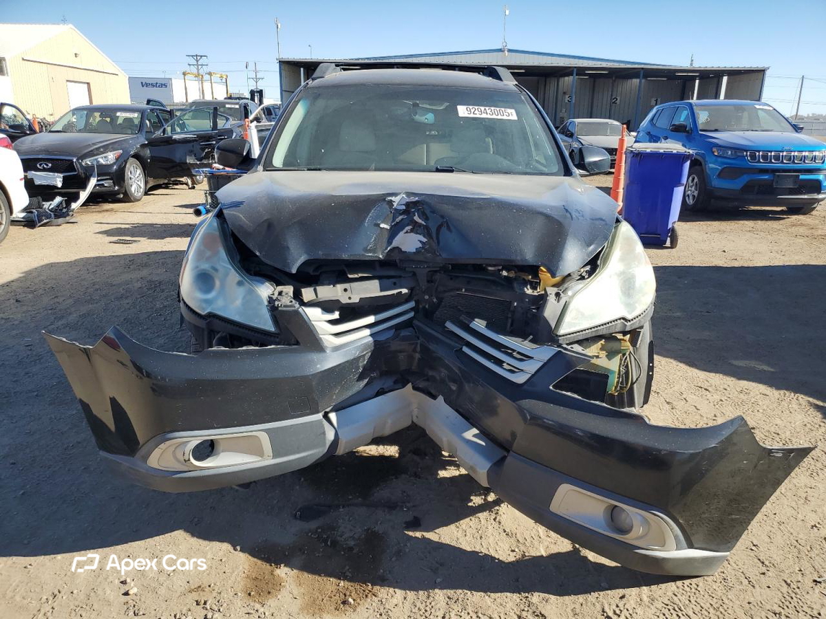 Subaru Outback 2011