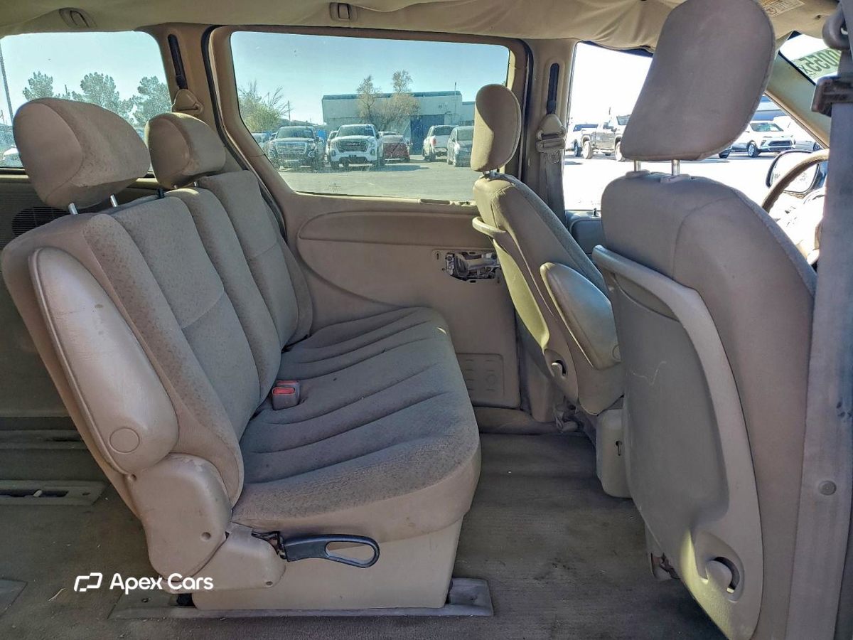 Dodge Caravan 2003