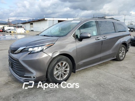 Toyota Sienna 2021 - Image 1 of 13