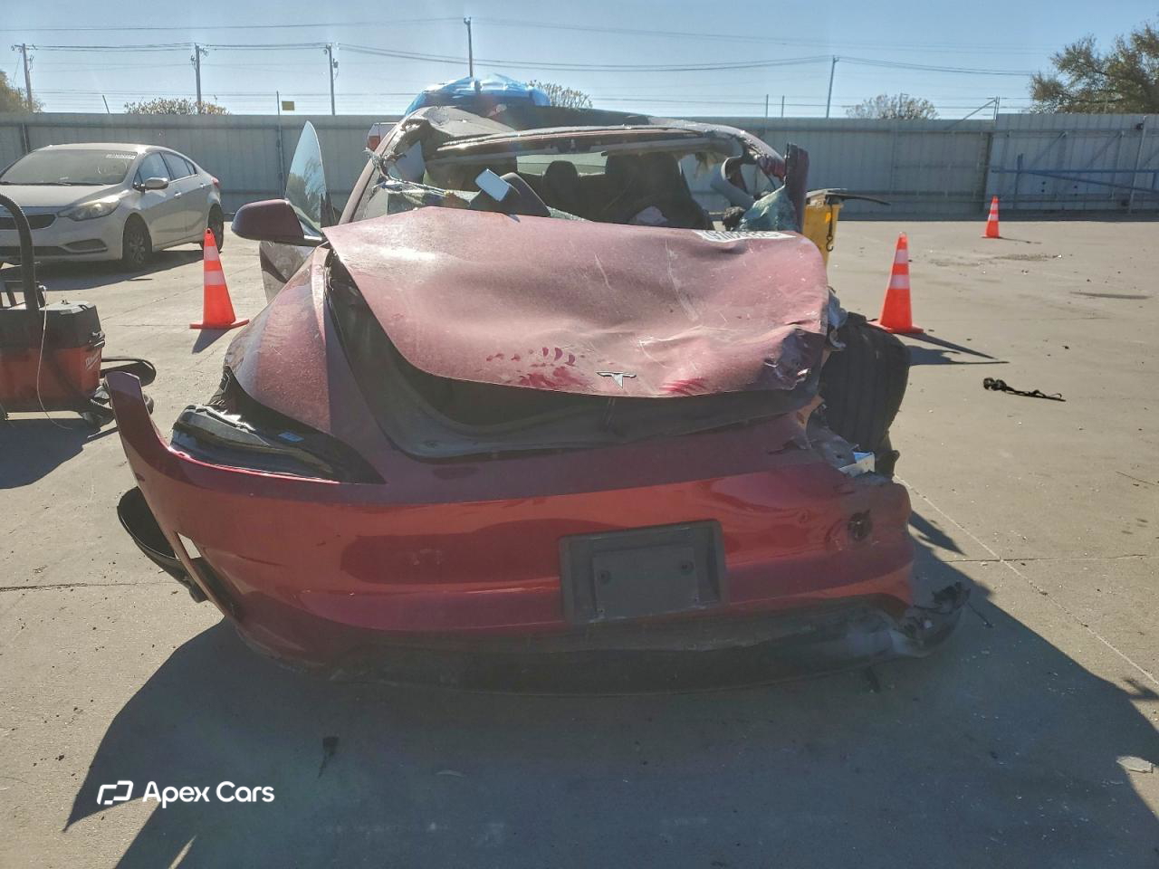 Tesla Model 3 2024