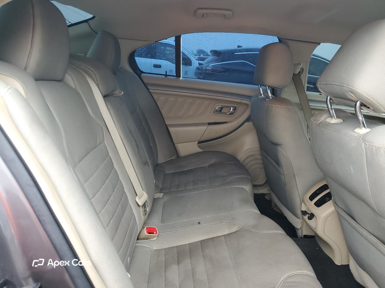 Ford Taurus 2013