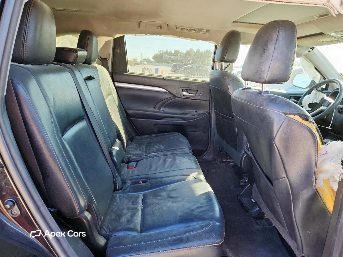 Toyota Highlander 2016