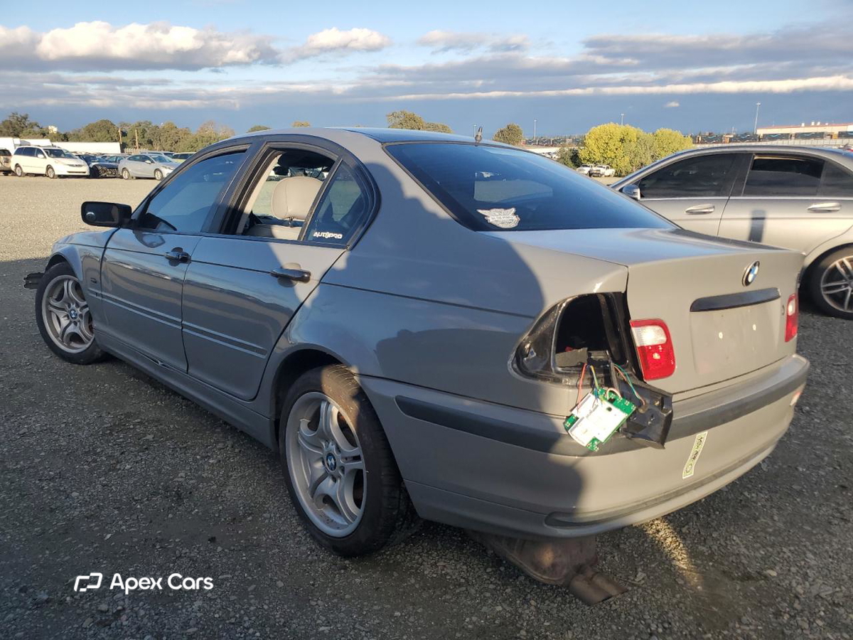 BMW Series 3 1999