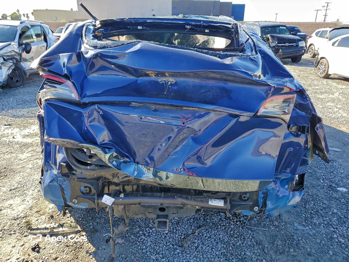 Tesla Model Y 2022