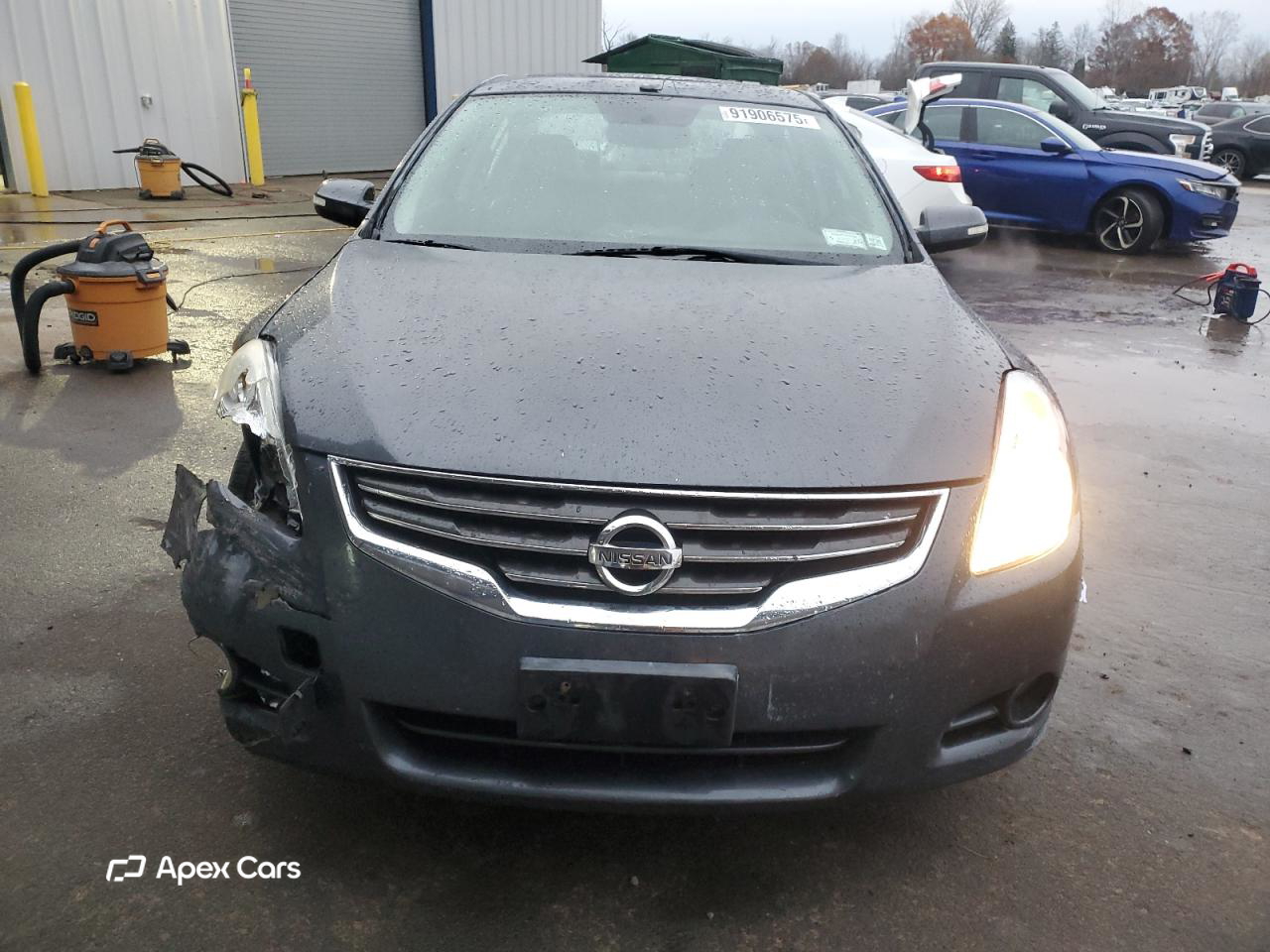 Nissan Altima 2010