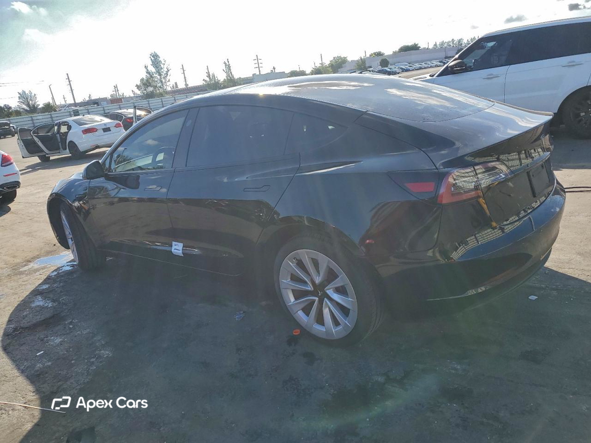 Tesla Model 3 2022