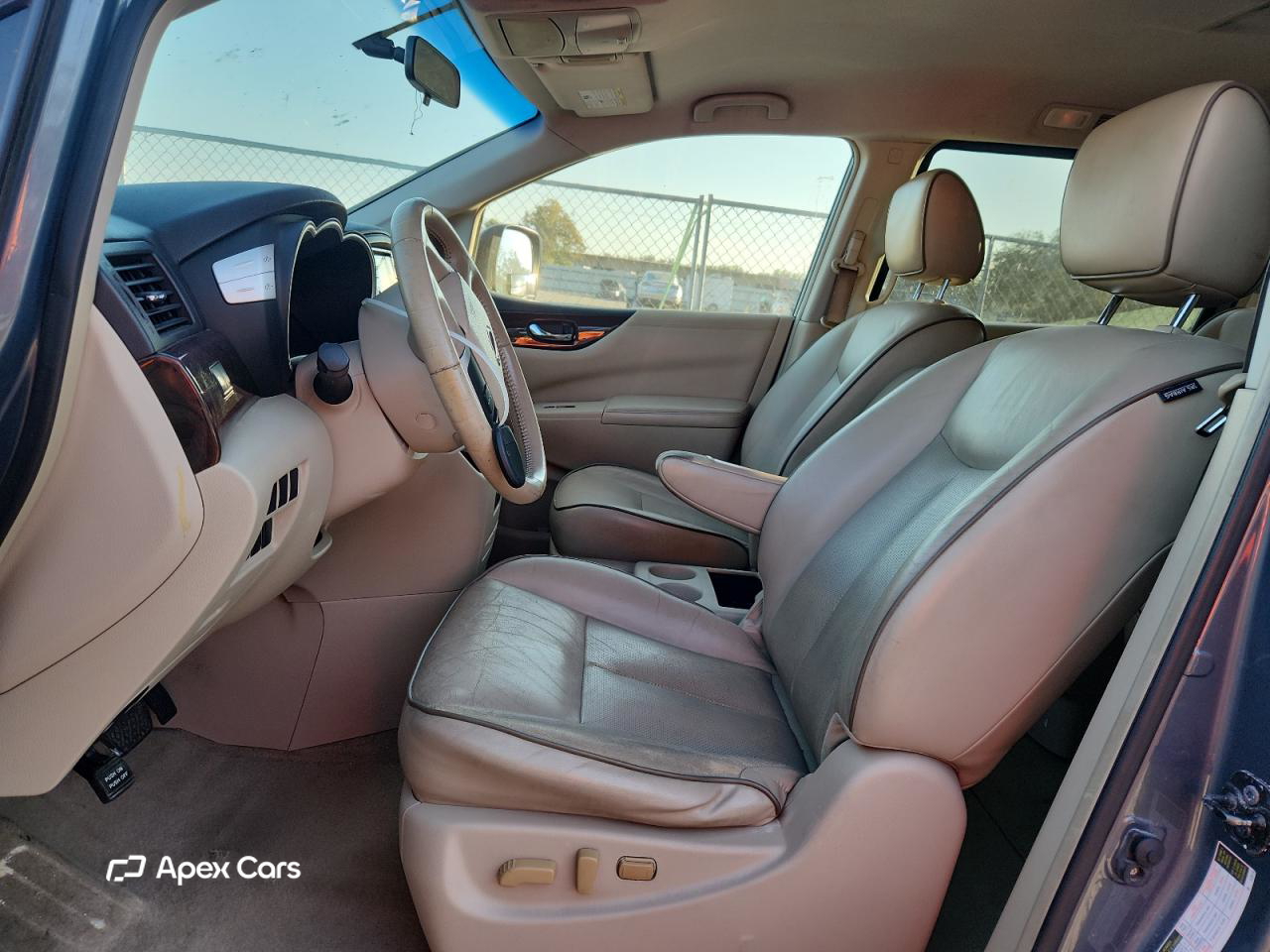 Nissan Quest 2013