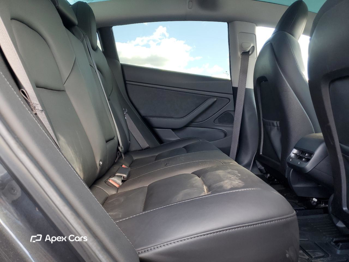 Tesla Model 3 2018