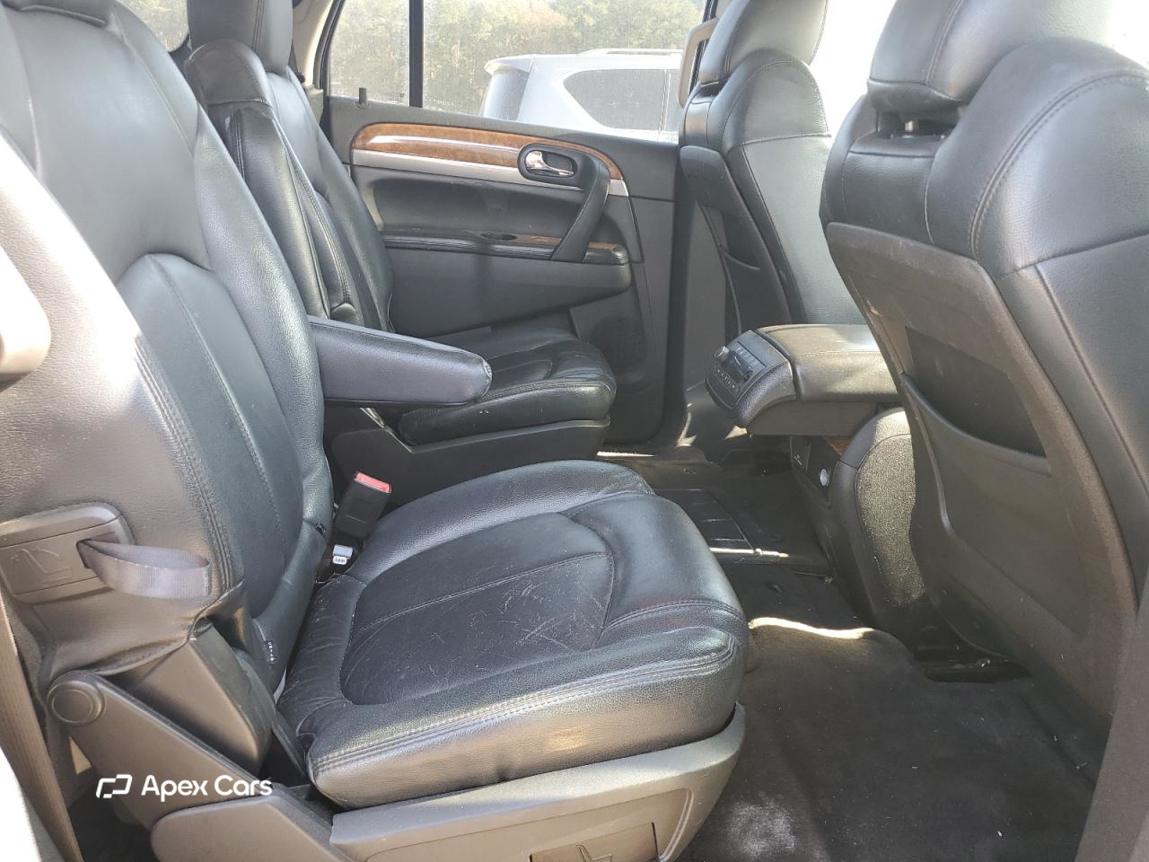 Buick Enclave 2011