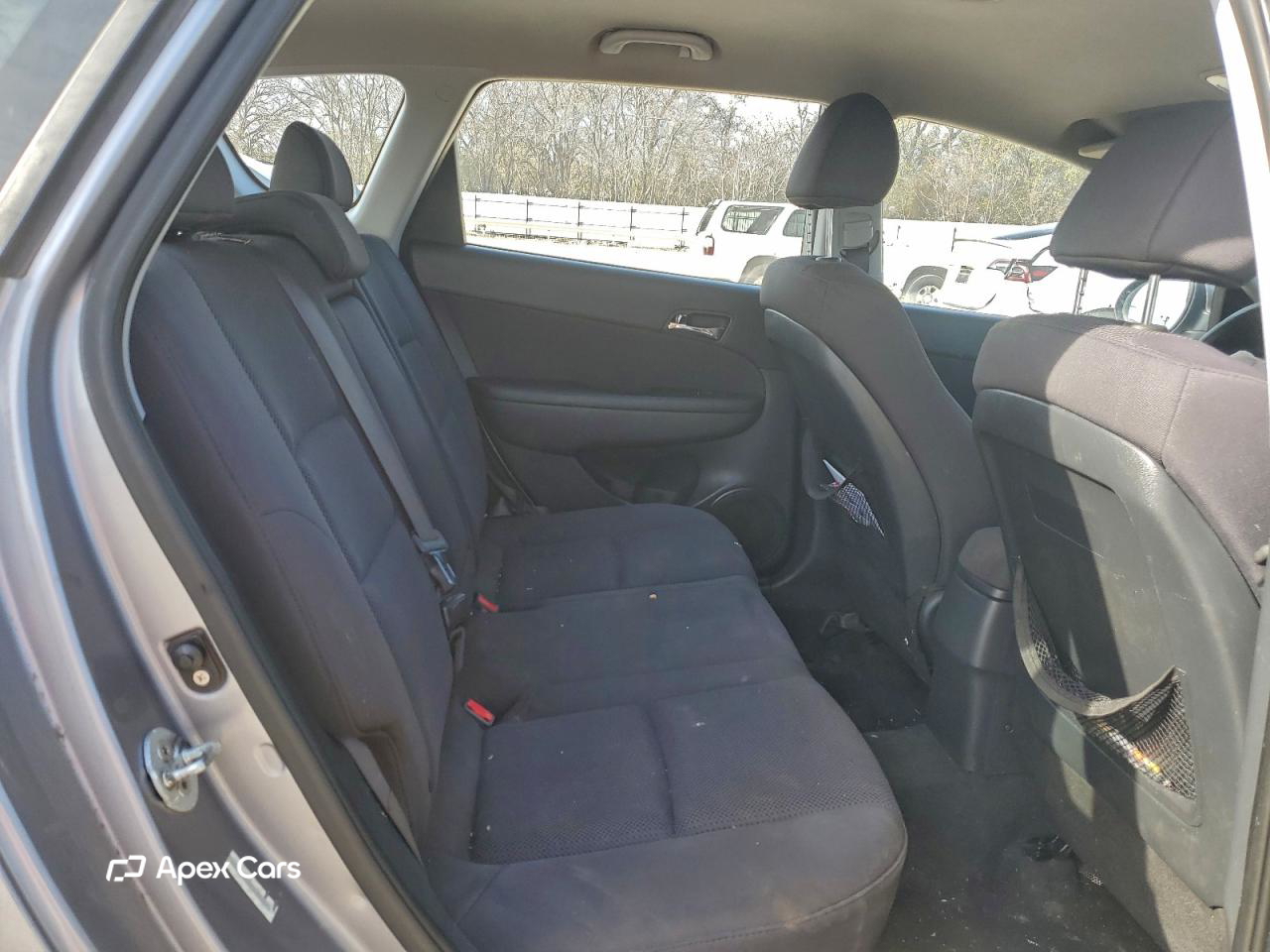 Hyundai Elantra 2012