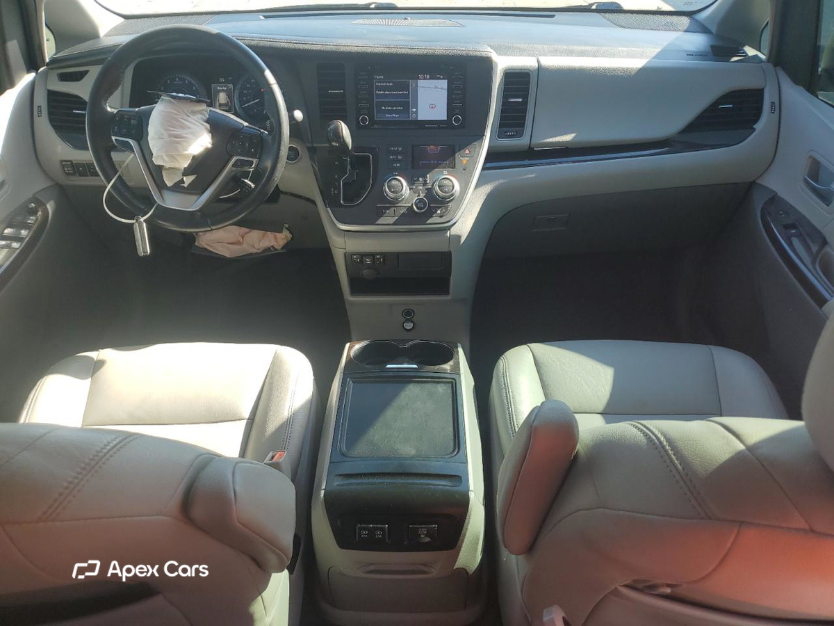 Toyota Sienna 2020